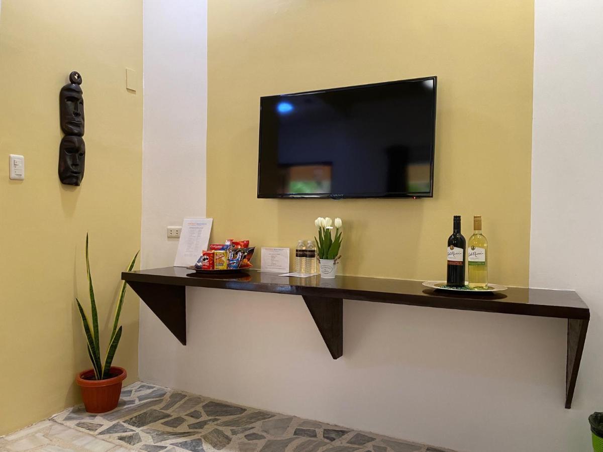 Papa Freds Beach Resort Puerto Galera Εξωτερικό φωτογραφία