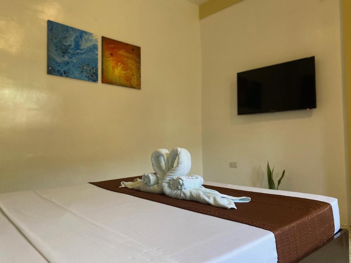 Papa Freds Beach Resort Puerto Galera Εξωτερικό φωτογραφία