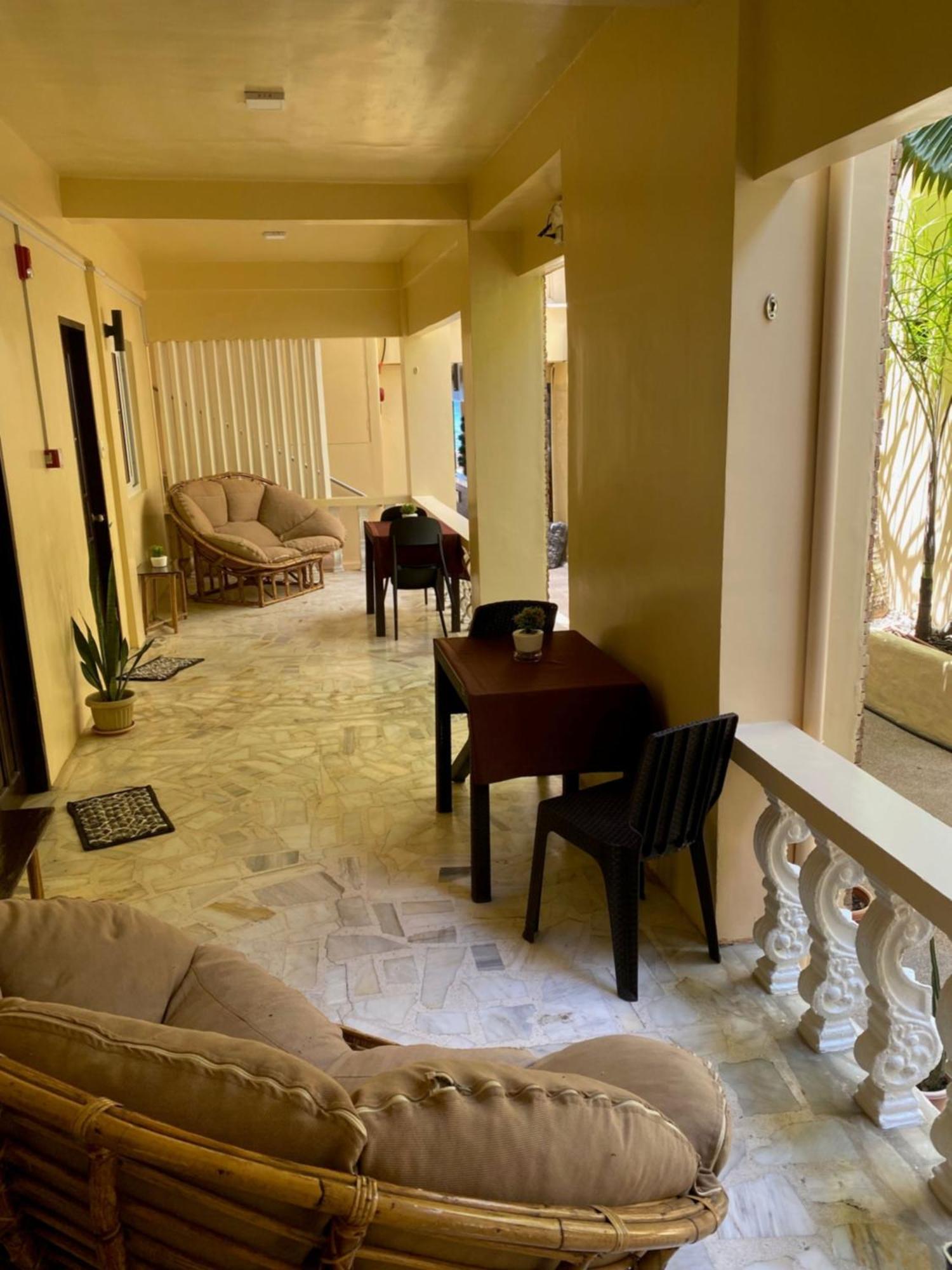 Papa Freds Beach Resort Puerto Galera Εξωτερικό φωτογραφία